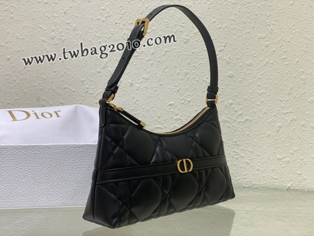 Dior专柜新款迪奥高仿原单30 Montaigne迷你单肩水饺包 djfk1826